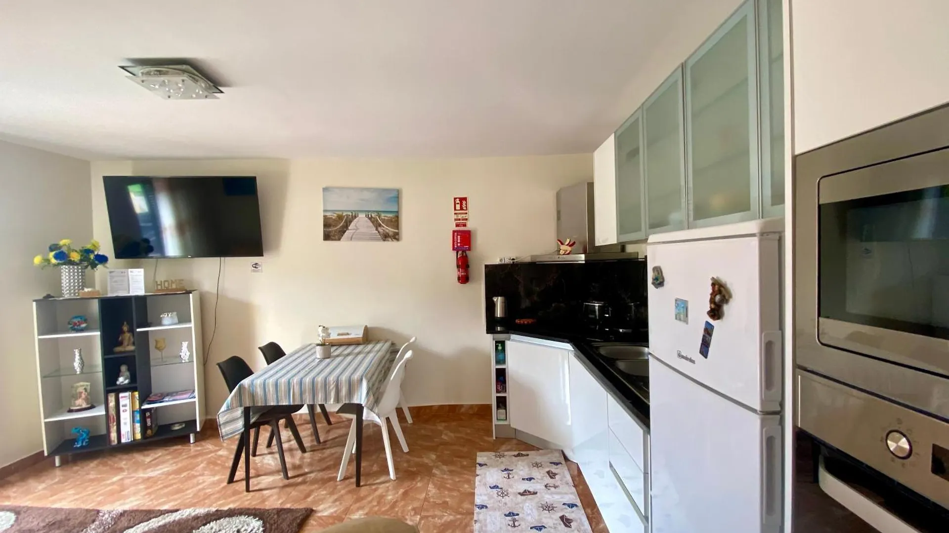Casa Gomes Villa Calheta  Holiday home Calheta (Madeira)
