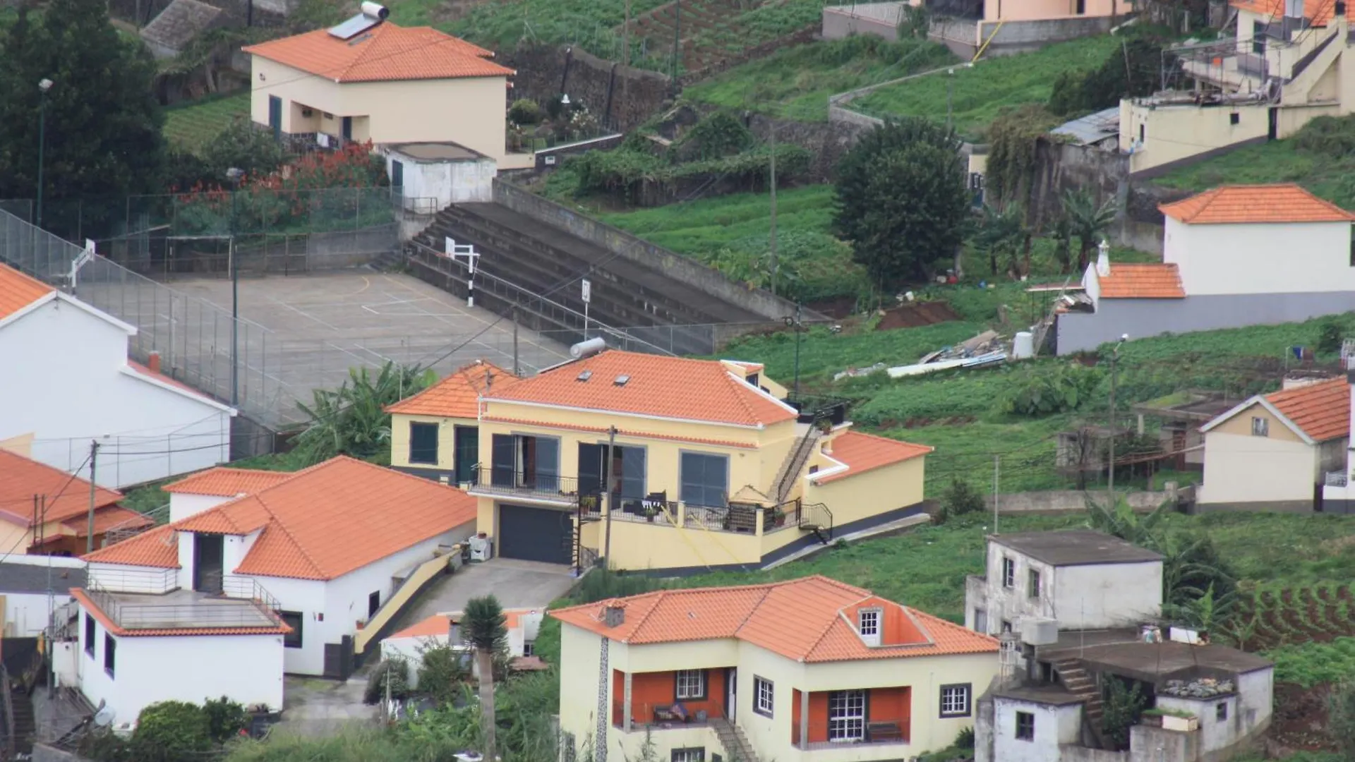 Casa Gomes Villa Calheta  Holiday home